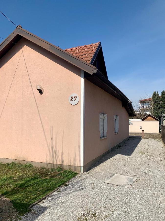 Hotel Peachy House Bezigrad Liubliana Exterior foto